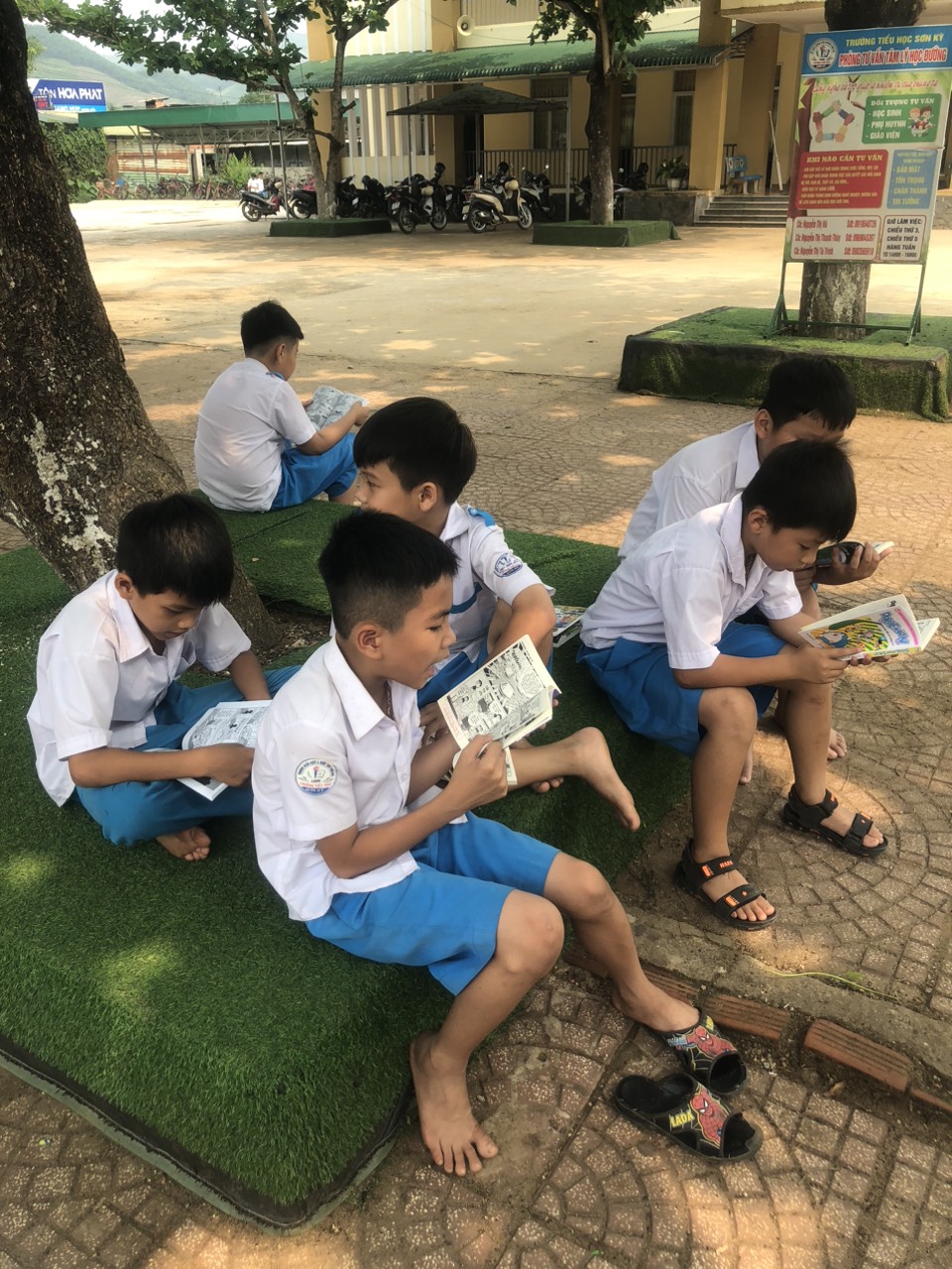 PHONG TRÀO ĐỌC VÀ LÀM THEO BÁO ĐỘI