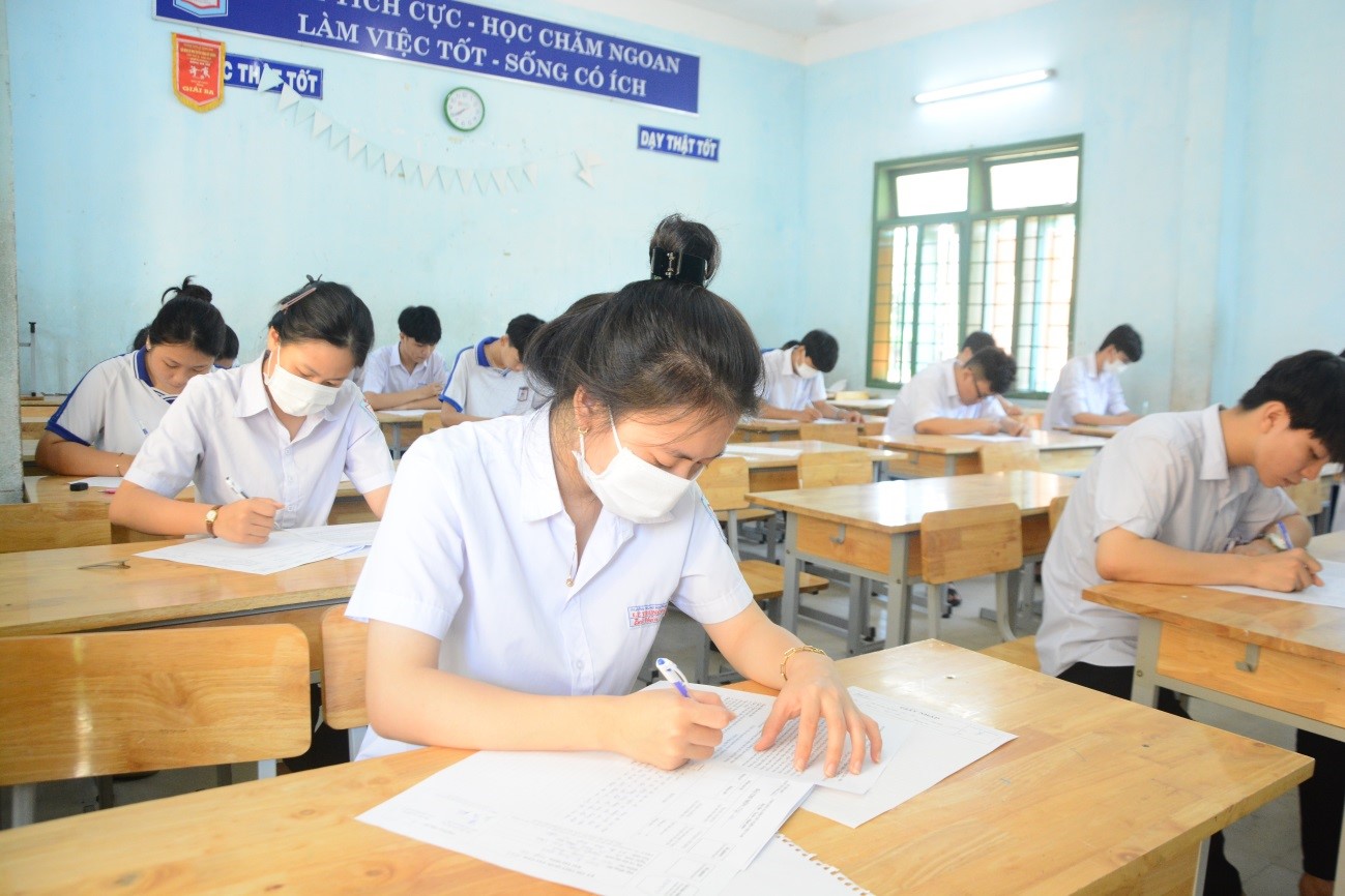 Bộ Giáo dục và Đào tạo công bố 18 đề thi tham khảo Kỳ thi tốt nghiệp trung học phổ thông (THPT) từ năm 2025