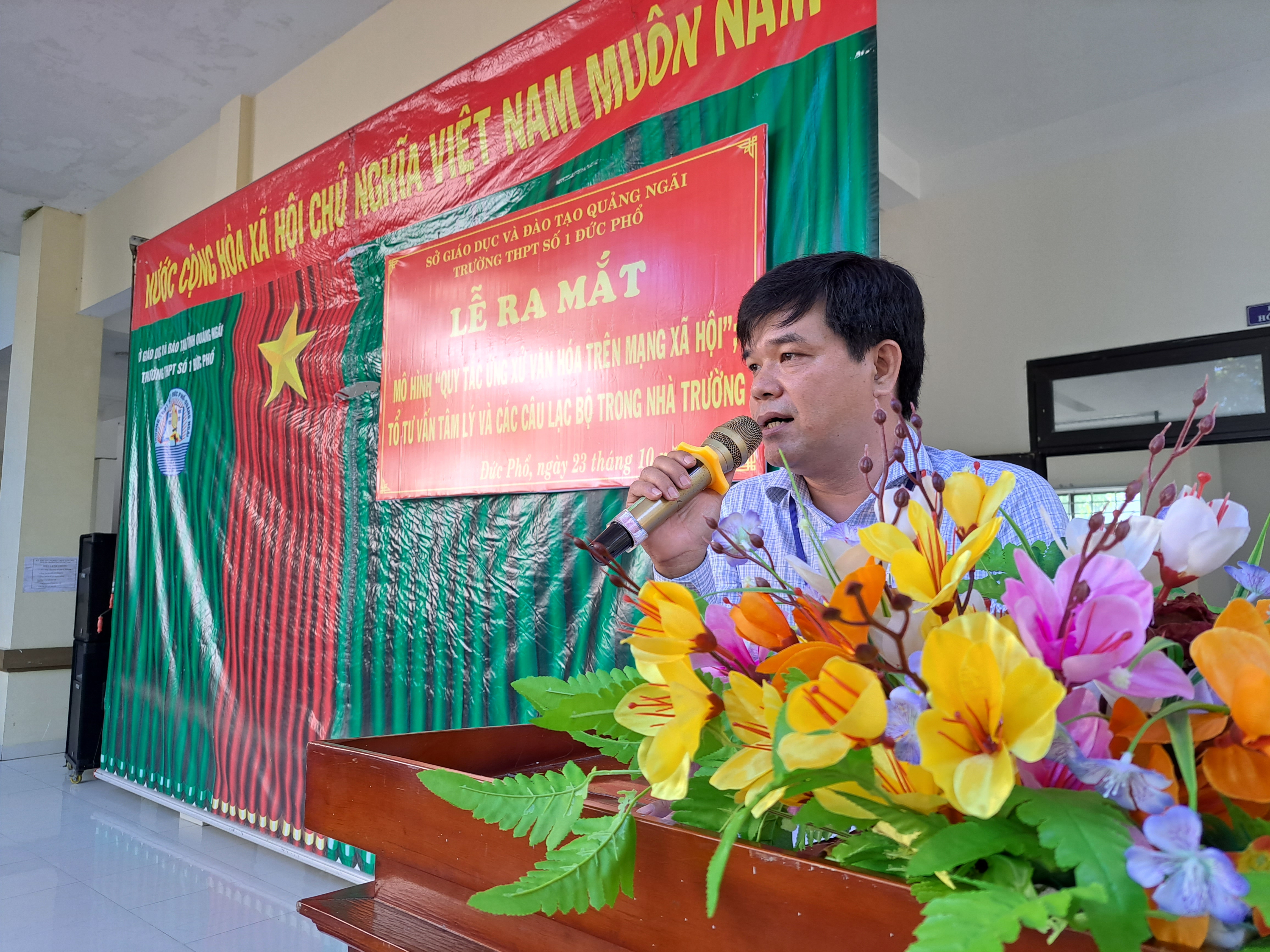 Mô hình điểm “Quy tắc ứng xử văn hóa trên mạng xã hội” tại Trường THPT số 1 Đức Phổ