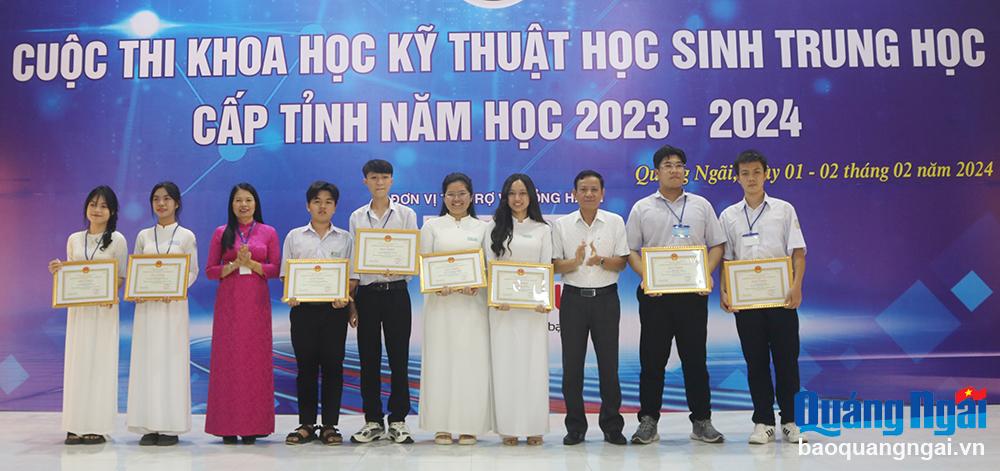Bế mạc và trao giải Cuộc thi Khoa học Kỹ thuật cấp tỉnh dành cho học sinh trung học, năm học 2023 - 2024