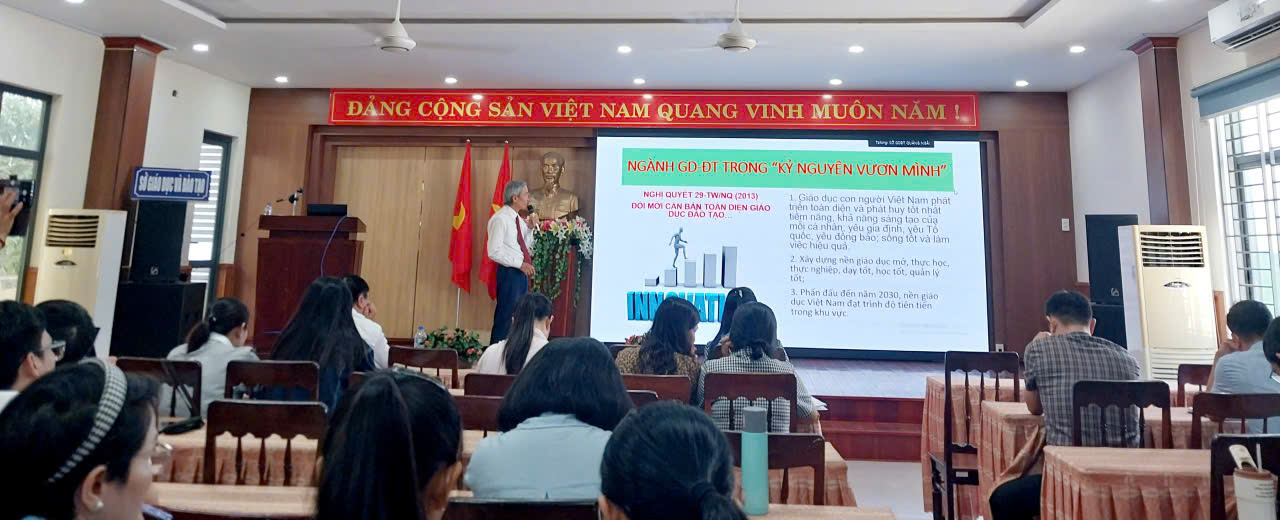 Lớp Bồi dưỡng Chính trị hè 2025: Thành công tốt đẹp, lan tỏa tinh thần đổi mới trong toàn ngành Giáo dục