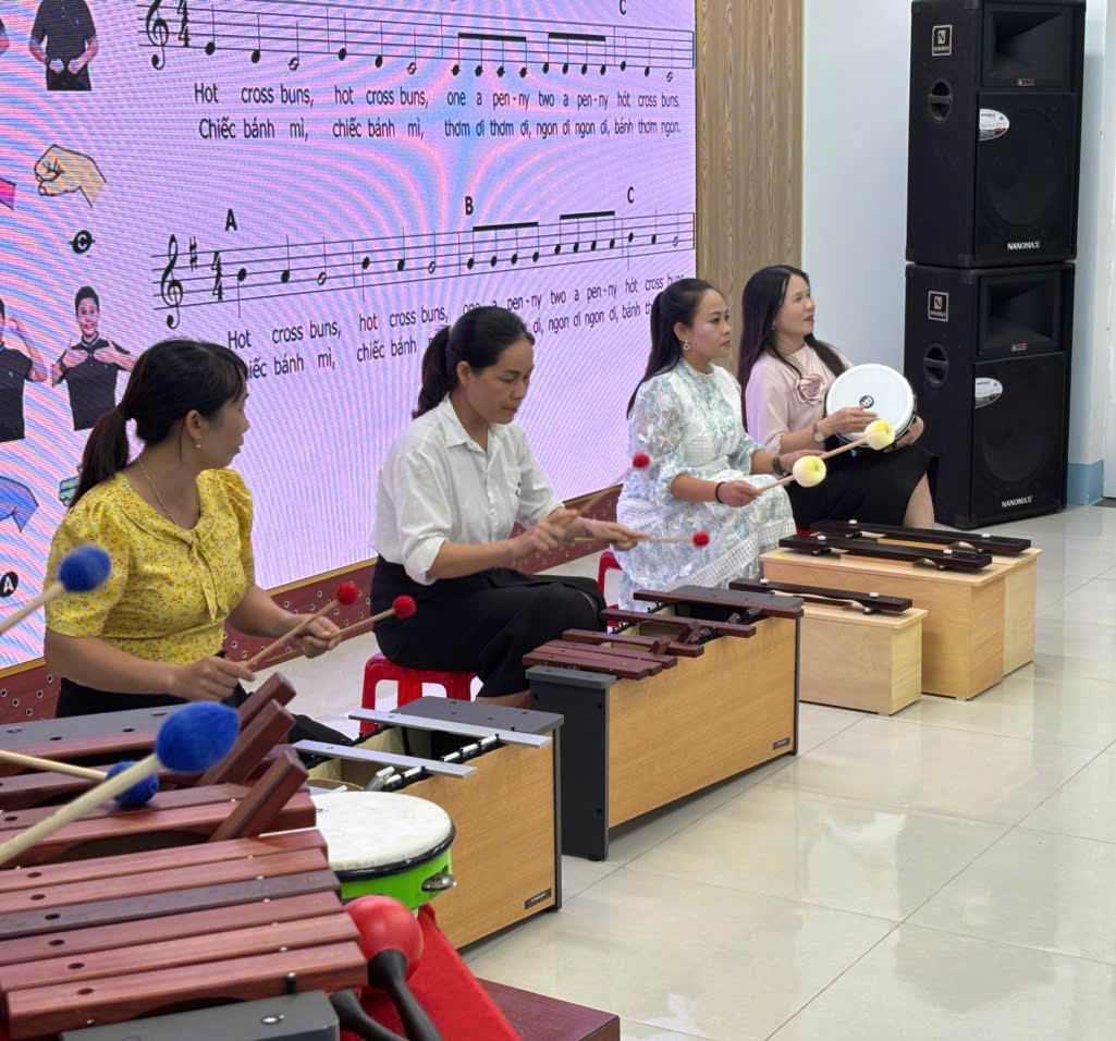 Tập huấn hướng dẫn dạy học Âm nhạc trong Chương trình giáo dục phổ thông và dạy học Âm nhạc thông qua hoạt động giáo dục STEAM đáp ứng Chương trình giáo dục phổ thông