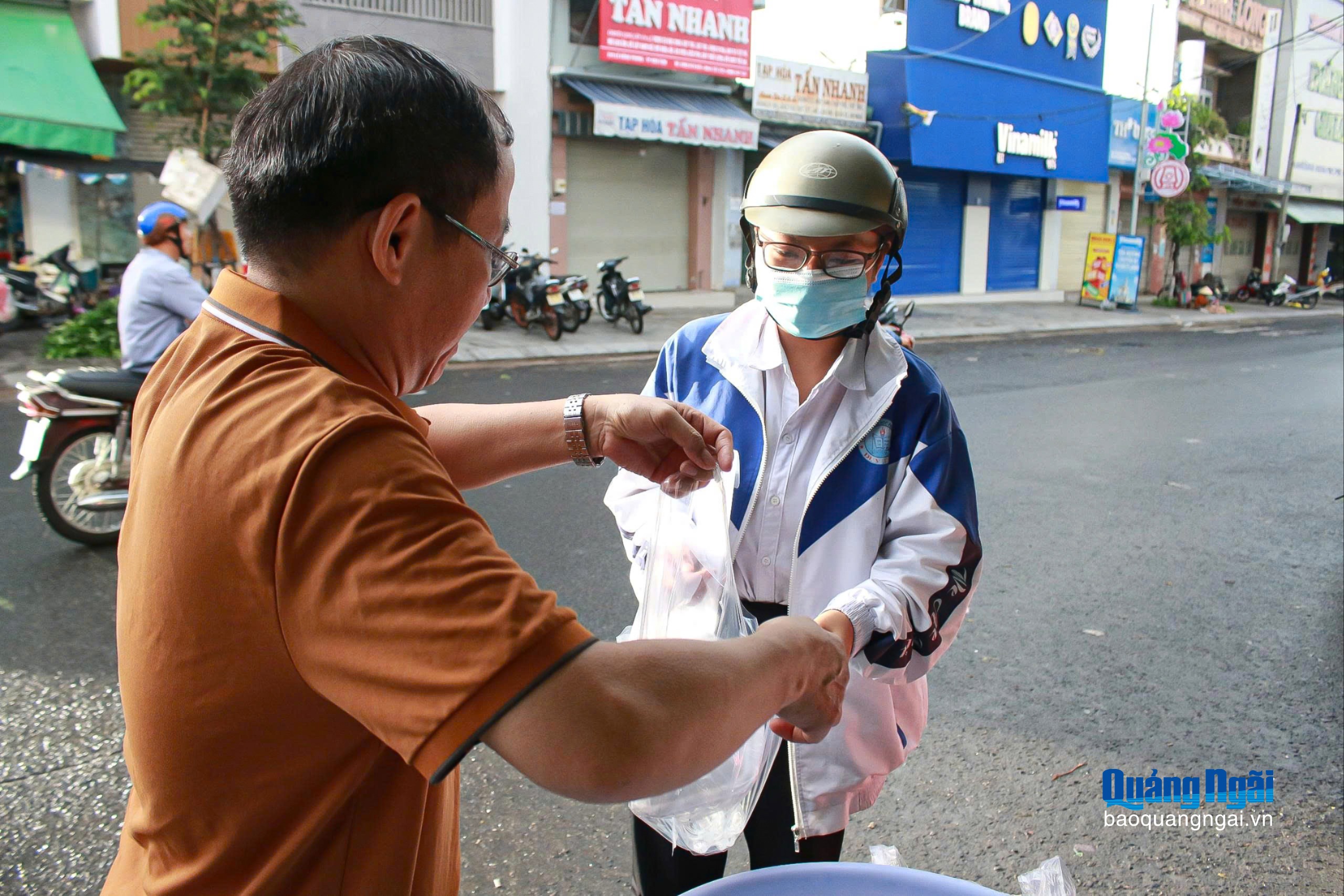 Báo và Phát thanh, Truyền hình Quảng Ngãi